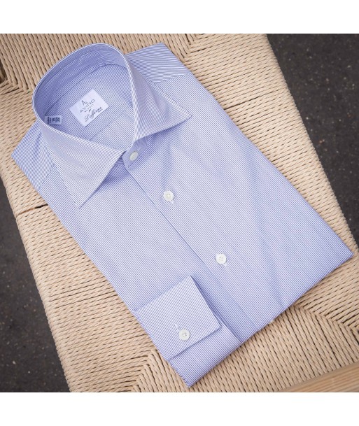 Chemise fine rayure bleu marine sur fond blanc poignet double usage Profitez des Offres !