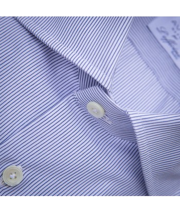 Chemise fine rayure bleu marine sur fond blanc poignet double usage Profitez des Offres !