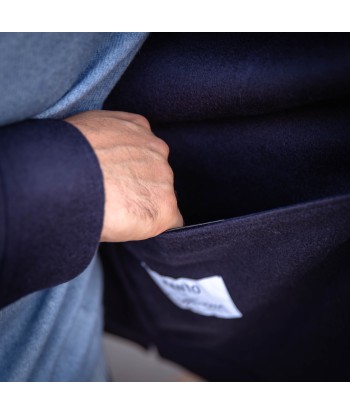 Sur-chemise en cachemire bleu marine Faites des économies