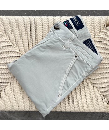 Pantalon chino ultra léger couleur pierre brillant des détails fins