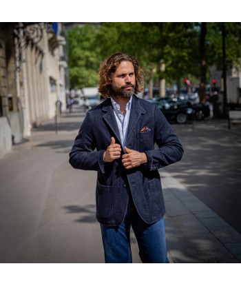 Veste souple en cachemire lavé bleu marine ou a consommer sur place