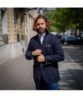 Veste souple en cachemire lavé bleu marine ou a consommer sur place