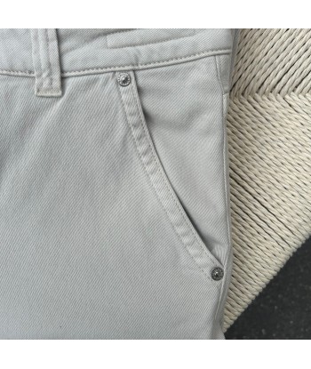 Pantalon chino écru l'évolution des habitudes 