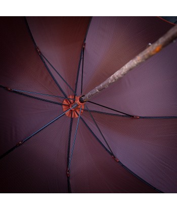 Parapluie orange motif petits carré pour bénéficier 