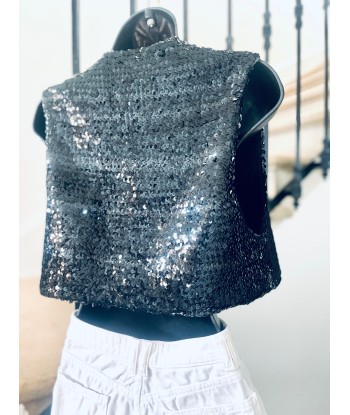 Boléro en sequins suggérées chez