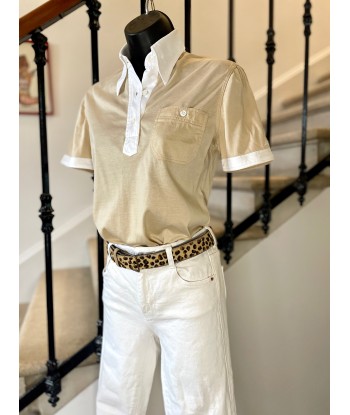 Polo beige et blanc brodé Calèche le concept de la Pate a emporter 