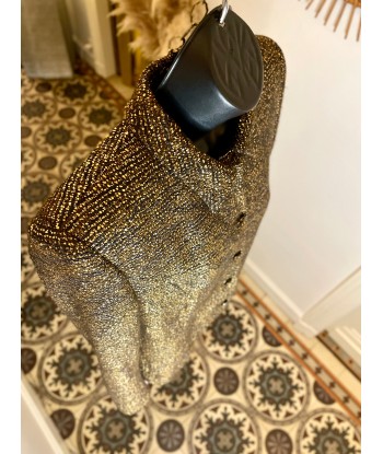 Veste paillettes d’or suggérées chez